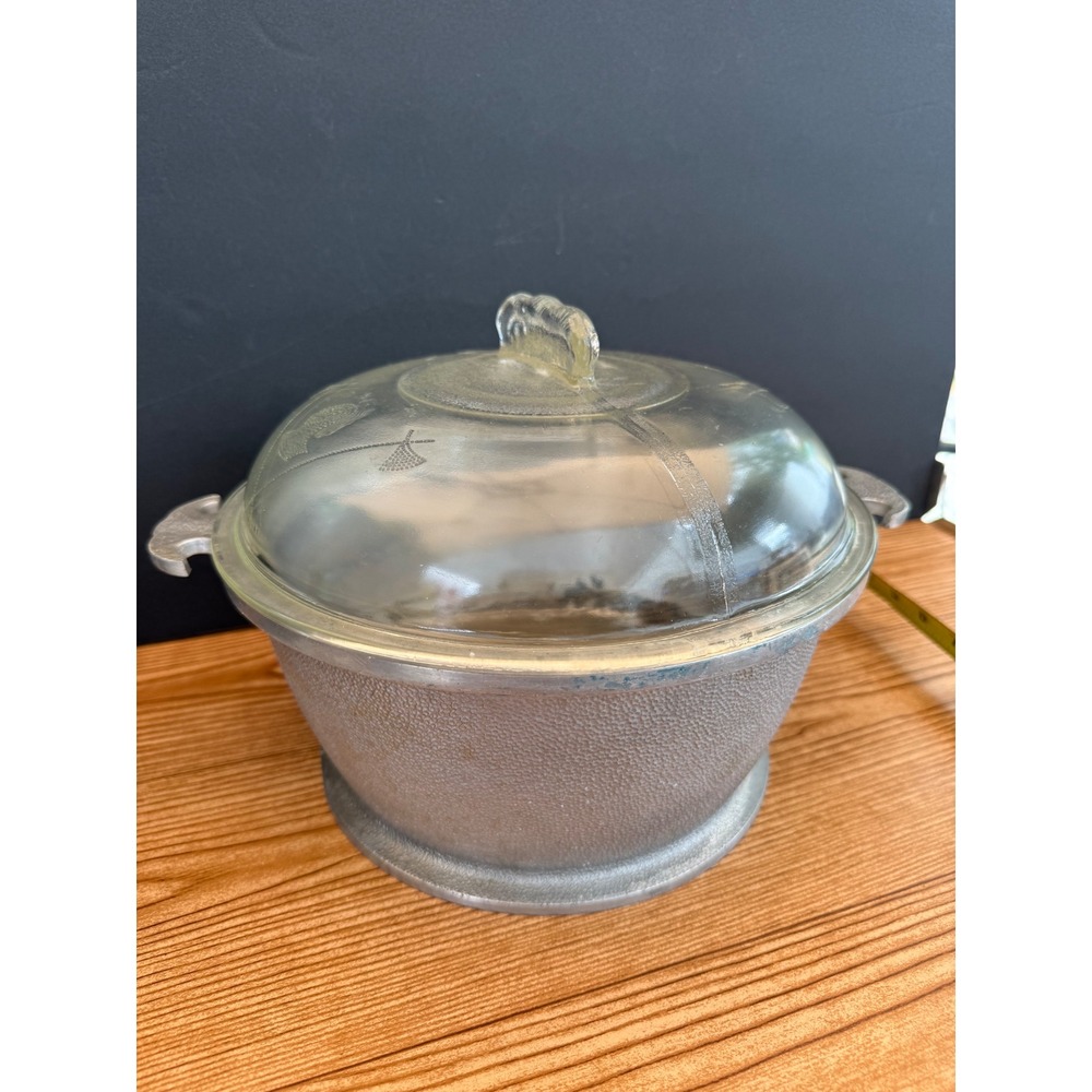 Vintage Guardian Service Cast Aluminum Round Dutch Oven Roaster with Glass Lid